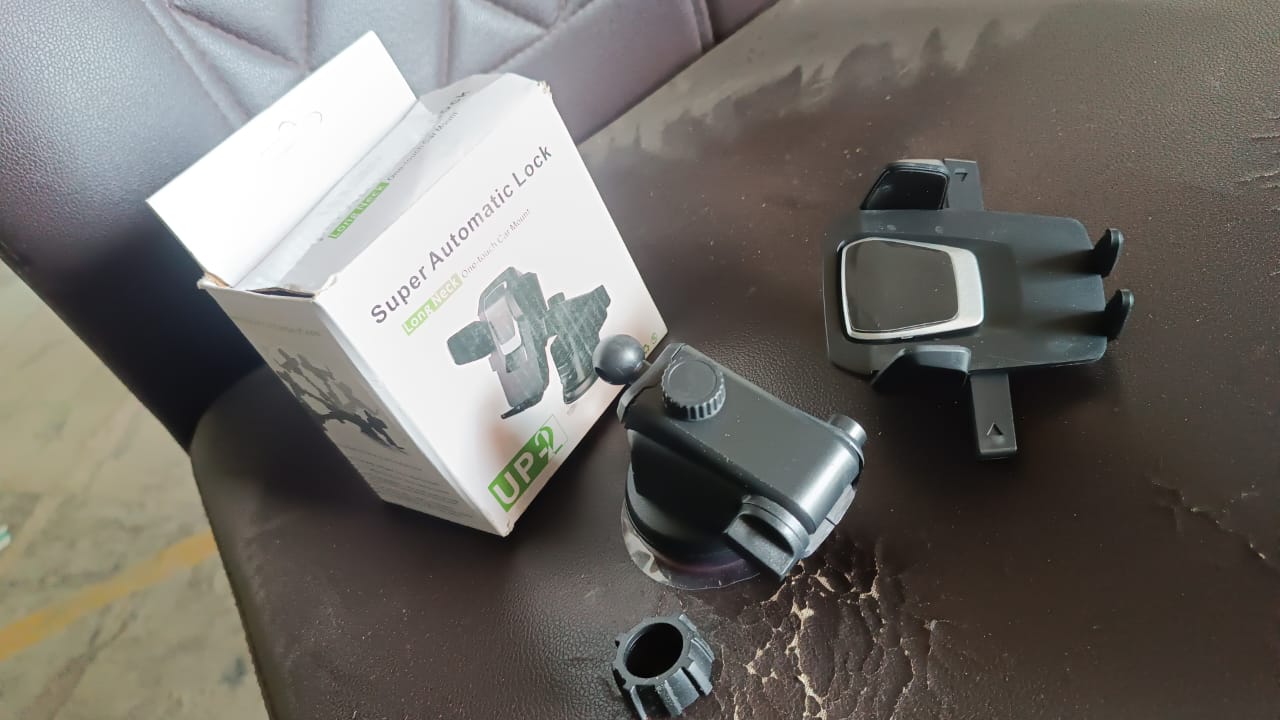 Adjustable Car Mount (Multicolour) Adjustable Car Mount (Multicolour)